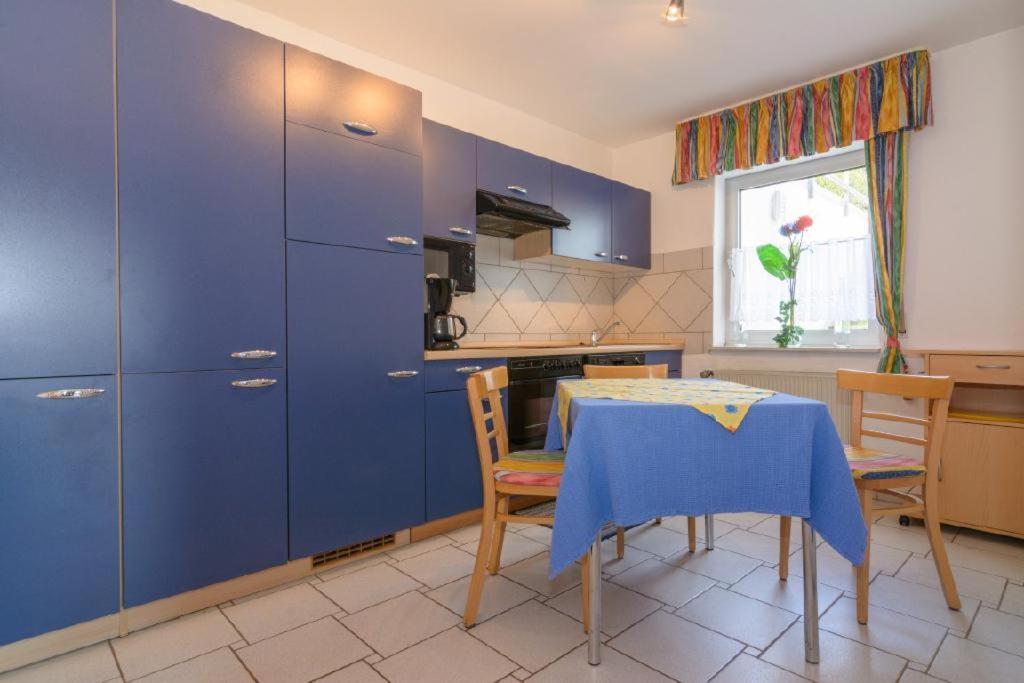 שליידן Ferienwohnung Gross A מראה חיצוני תמונה